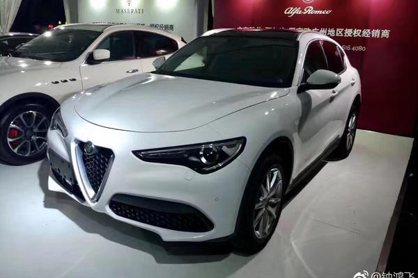 一个专注跑车和轿车的品牌造出来的第一台SUV