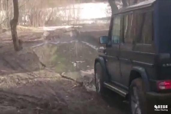 视频：三菱、雪弗兰、 奔驰G级越野比拼