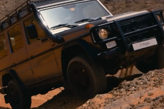 视频：硬汉的世界 沙漠大师奔驰