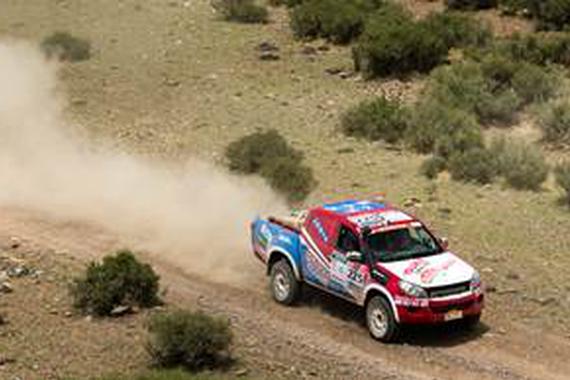 心向越野皆英雄 江西五十铃再夺环塔冠军