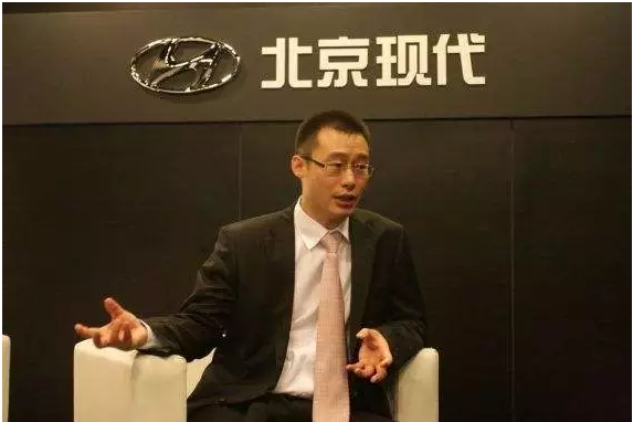 副总经理、销售本部副本部长吴周涛