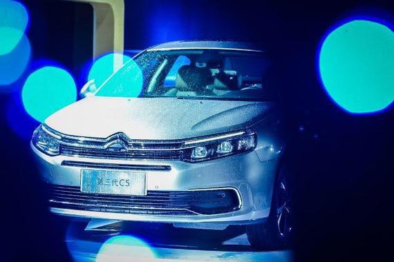 16.99万起，再减1.7万购置税，新雪铁龙C5上市！