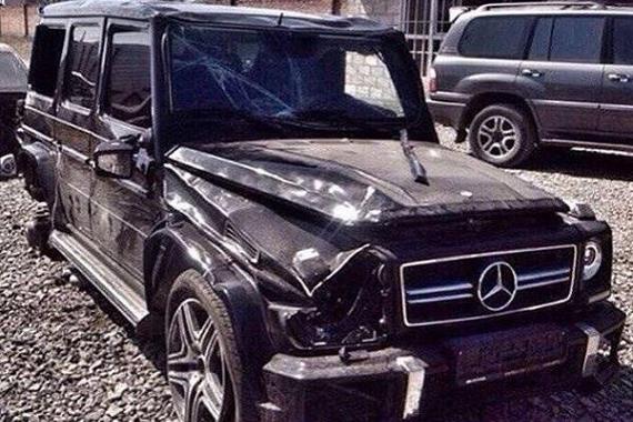 硬汉也有翻车时，奔驰大G最丢人的瞬间