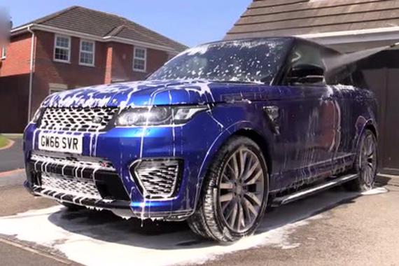 视频:路虎清洗后跟新的一样