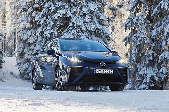 夏天开车，不注意这5个细节，分分钟小命难保