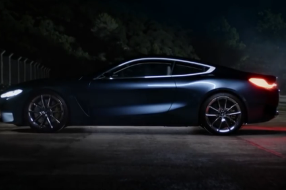 视频：宝马8系概念车低调来袭 自成一派!