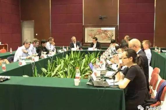 安铁成正式就任董事长，强调让神龙“重回赛道”