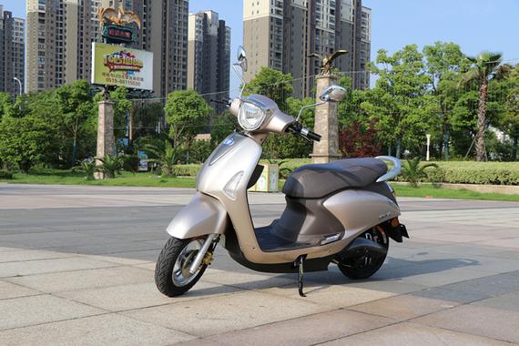 一见就钟情，豪爵AR到底美到啥程度？