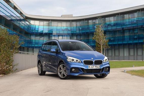 情侣自驾游要什么大床房 这几款车就够你们折腾了！