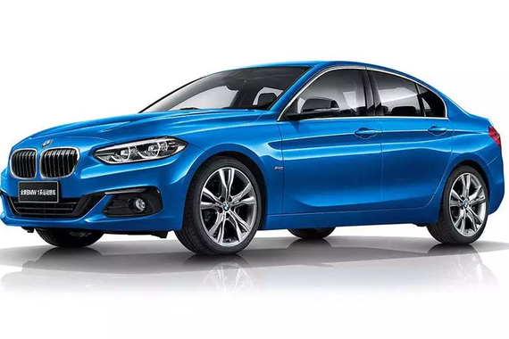 30岁左右年轻有为，这台20多万的豪车就是你想要的