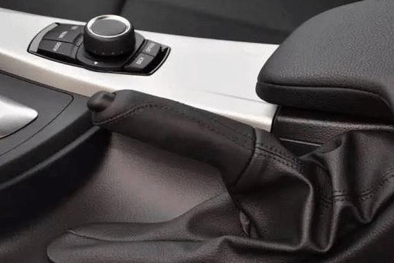 这些汽车上正在慢慢消失的配置 ，你最舍不得哪个?