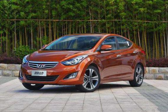 十万出头的车，朗动、朗逸、福克斯买哪款？