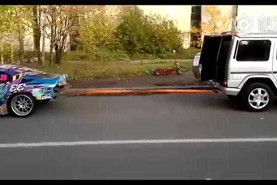 视频：兰博基尼VS奔驰G级，被虐哭！