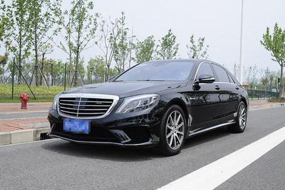 花300万买奔驰S63AMG后为何后悔?如今却想买GT3!