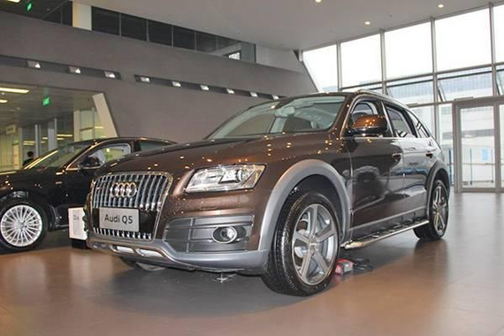 新款奥迪Q5上市，网友表示买低配伤不起！