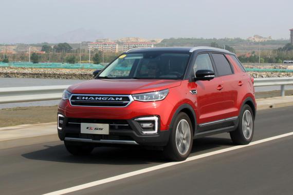 最时尚长安SUV 配置不输大哥