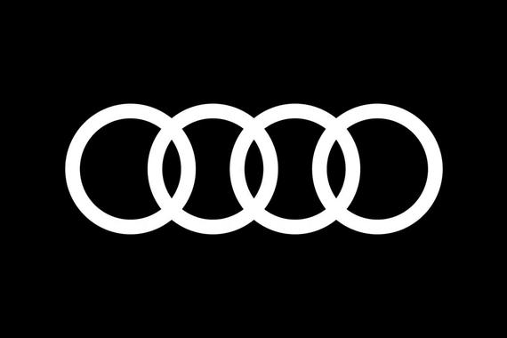 视频：解放双手 2018奥迪A8自动停车技术