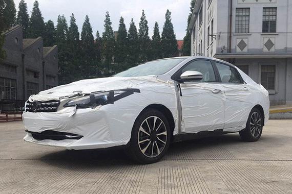 曝东风启辰全新轿车谍照 有望下半年上市