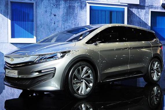 国产最美MPV，金色车标逼格满满，比亚迪宋死敌！