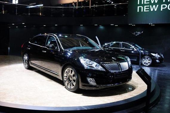 敢卖120万，拥3.3米轴距性能折半，外观估计值10多万