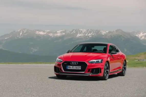 视频：红色很亮眼！全新奥迪RS 5全面展示