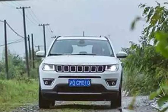 据说18万SUV首荐Jeep指南者，真扛得住装逼&折腾？