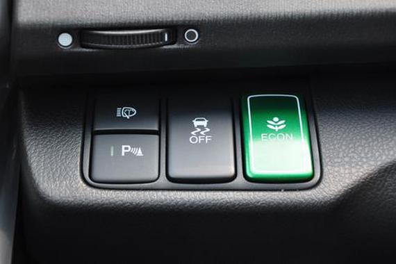 车辆装备的ECON模式，是如何做到省油的？