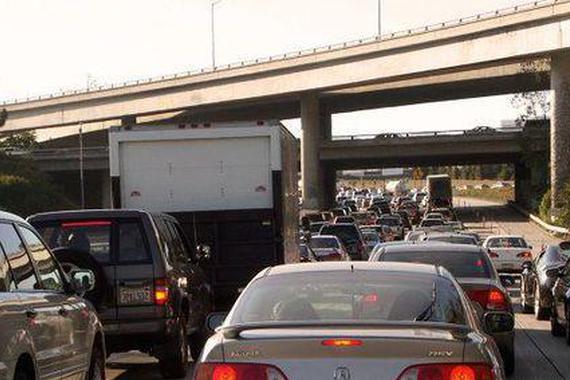 上班族注意啦！长期短途行驶 爱车可受不了！