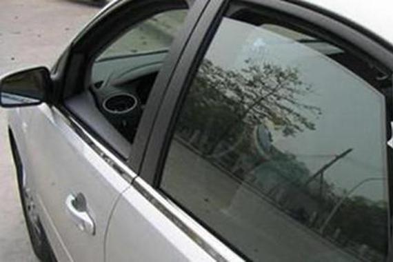 车里空调不凉？别动不动就跑维修厂，这样做省不少钱