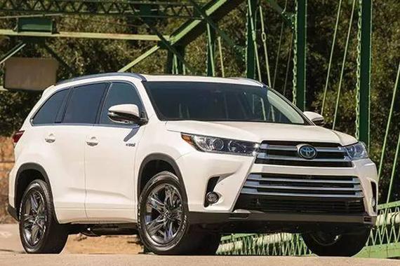 小排量增压车型，如何做到大排量自吸的平顺性？