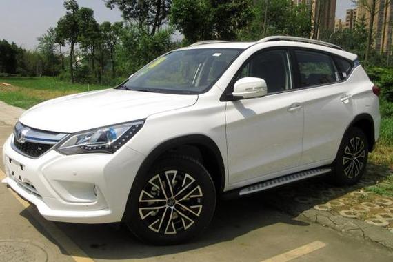 这款国产车4.9秒破百，完胜宝马530