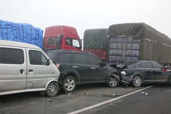 十次事故九次快，但开慢车的危险性堪比超速！