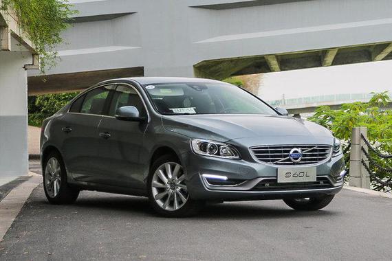 豪华B级车，21万起，中国市场加长，标配主动刹车