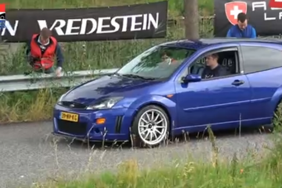 视频：混搭也疯狂 福克斯RS改装AMG刹车系统