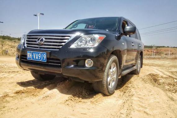 当一天雷克萨斯LX570车主，百万硬派SUV的用车感受