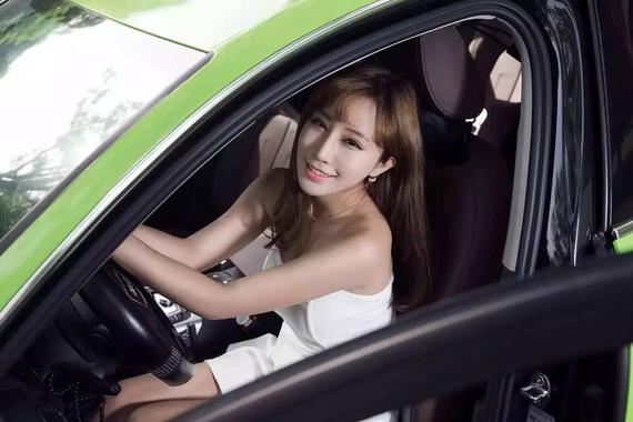 夏天车内空调这么开，凉快又能省钱！