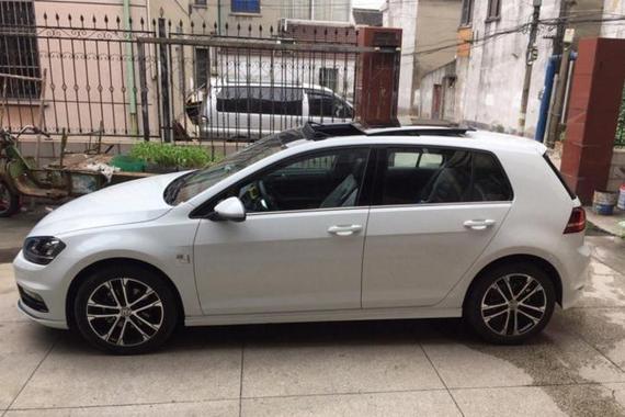 此车虽小确有着完美操控力，和动力，钢炮党最爱