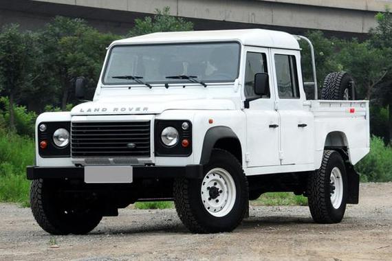 75万的最牛路虎，破破烂烂贴满反光条，可玩越野普拉多都叫它爷