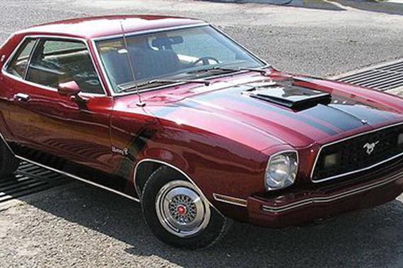 30万买辆纯正美式跑车，这可能是福特史上最成功跑车