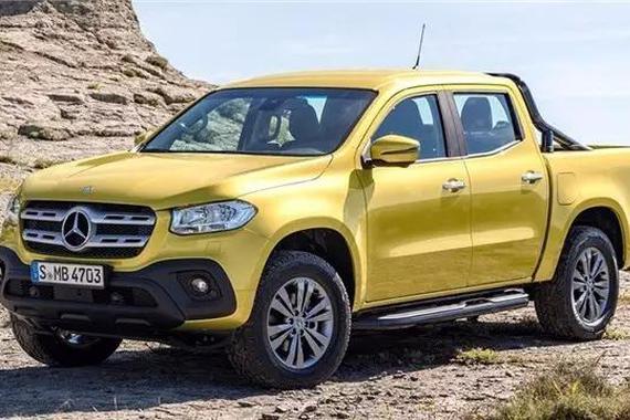 工地包工头终于选到合适的奔驰车了…