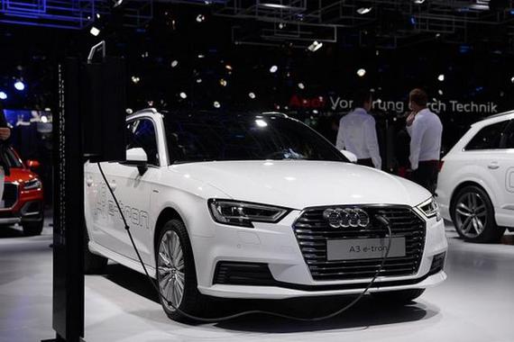 这款奥迪新车值得入手，时尚动感的设计十分吸引