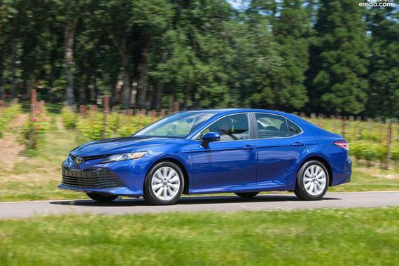 买SUV路上你会停下看看新凯美瑞或新雅阁吗？