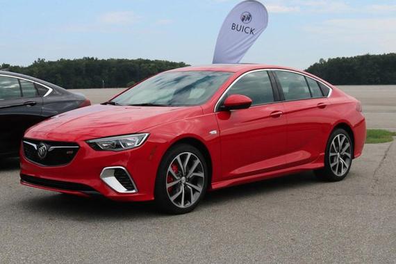 V6自吸+四驱系统 美版全新君威GS发布