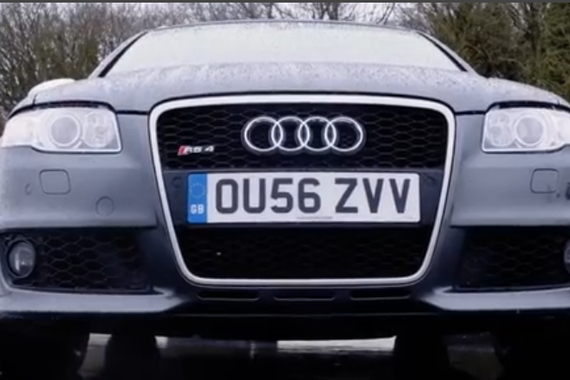 视频:性能强悍 雨中赛道试驾奥迪RS 4