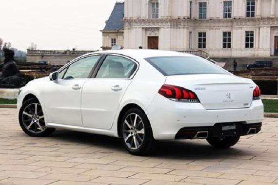 我觉得大灯才好看! 改头换面的狮子东风标致新508