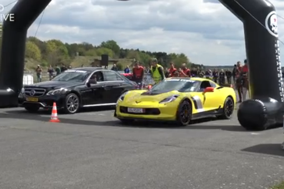 视频:实力超群 改装AMG E 63 S直线加速比拼