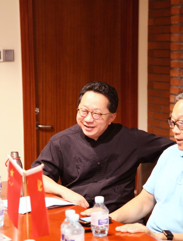 谢卫列:知名互联网汽车媒体人“中国汽车互联网媒体第一人”、媒体传播策略专家、资深产经/财经媒体人、全媒体出品人、主持人