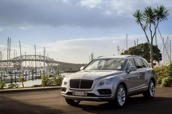 几百万SUV烧柴油，宾利V48轻混，Q7在它面前像玩具