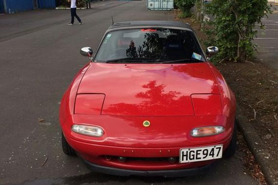 全球最畅销跑车，冲动买下一辆25岁的马自达MX5！