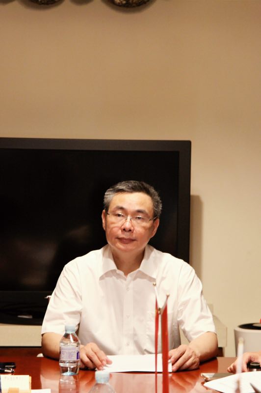 邱宝昌:“中国消费者保护运动30年消费维权贡献人物”奖项获得者